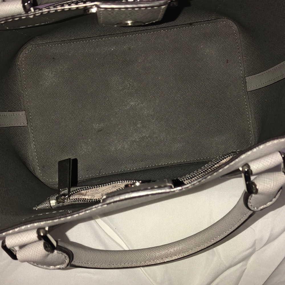 Authentic Michael Kors Bag - Picture 8 of 8